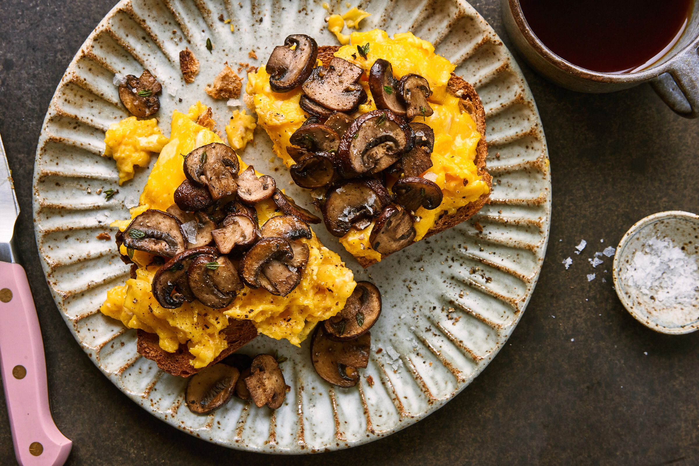20 High-Protein Low-Calorie Breakfast Ideas (Under 400 Calories) | Eati: [Scrambled Eggs with Mushrooms](/blog/scrambled-eggs-mushrooms-recipe) — illustration for this section