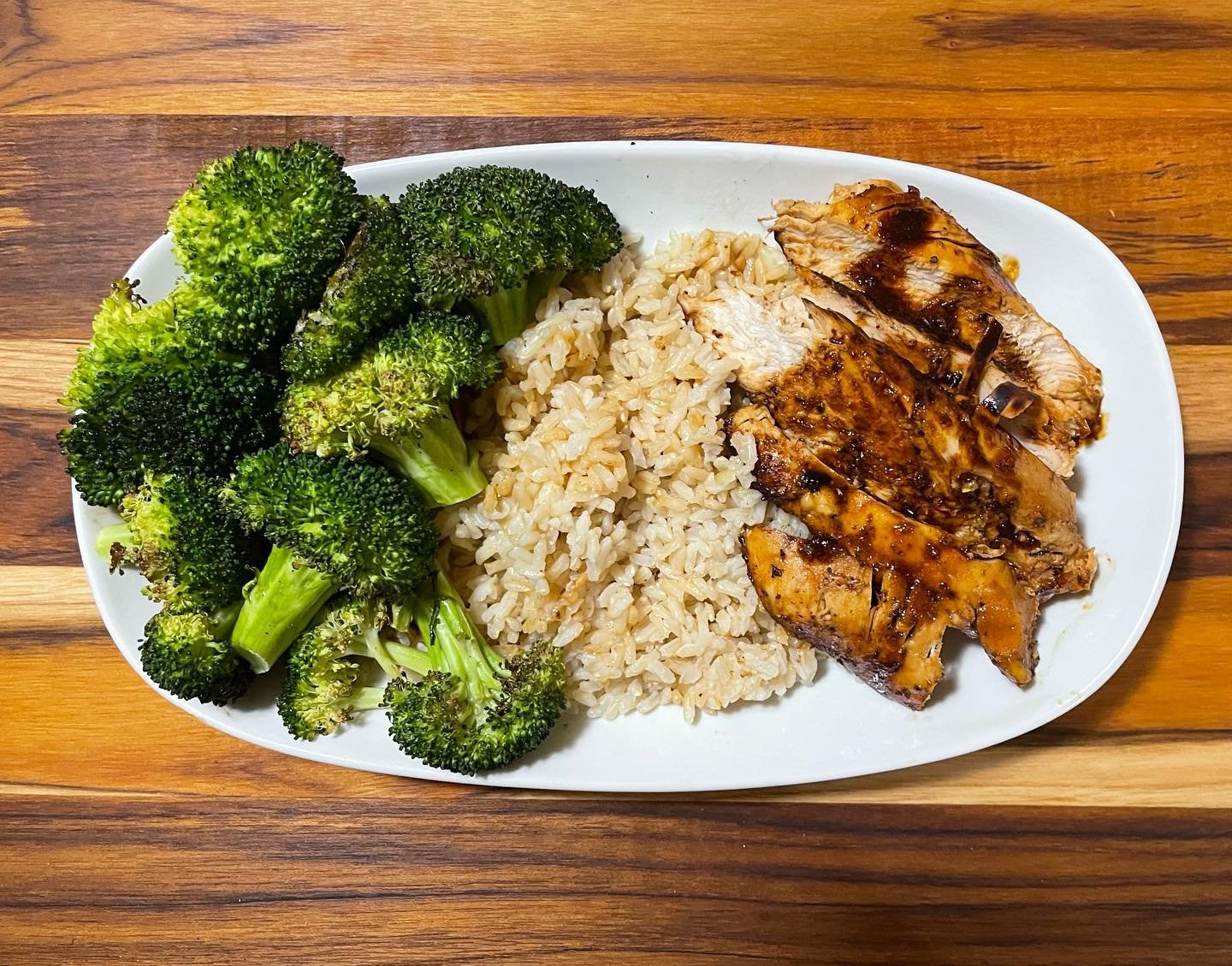 Grilled Chicken, Rice & Broccoli Recipe (485 Cal, 48g Protein) | Eati — related nutrition article on Eati